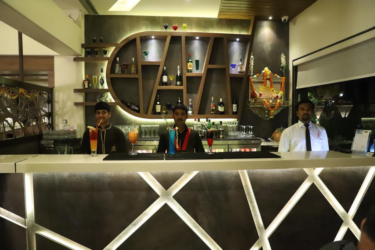 Hotel Reyansh Grand Boisar Exterior foto